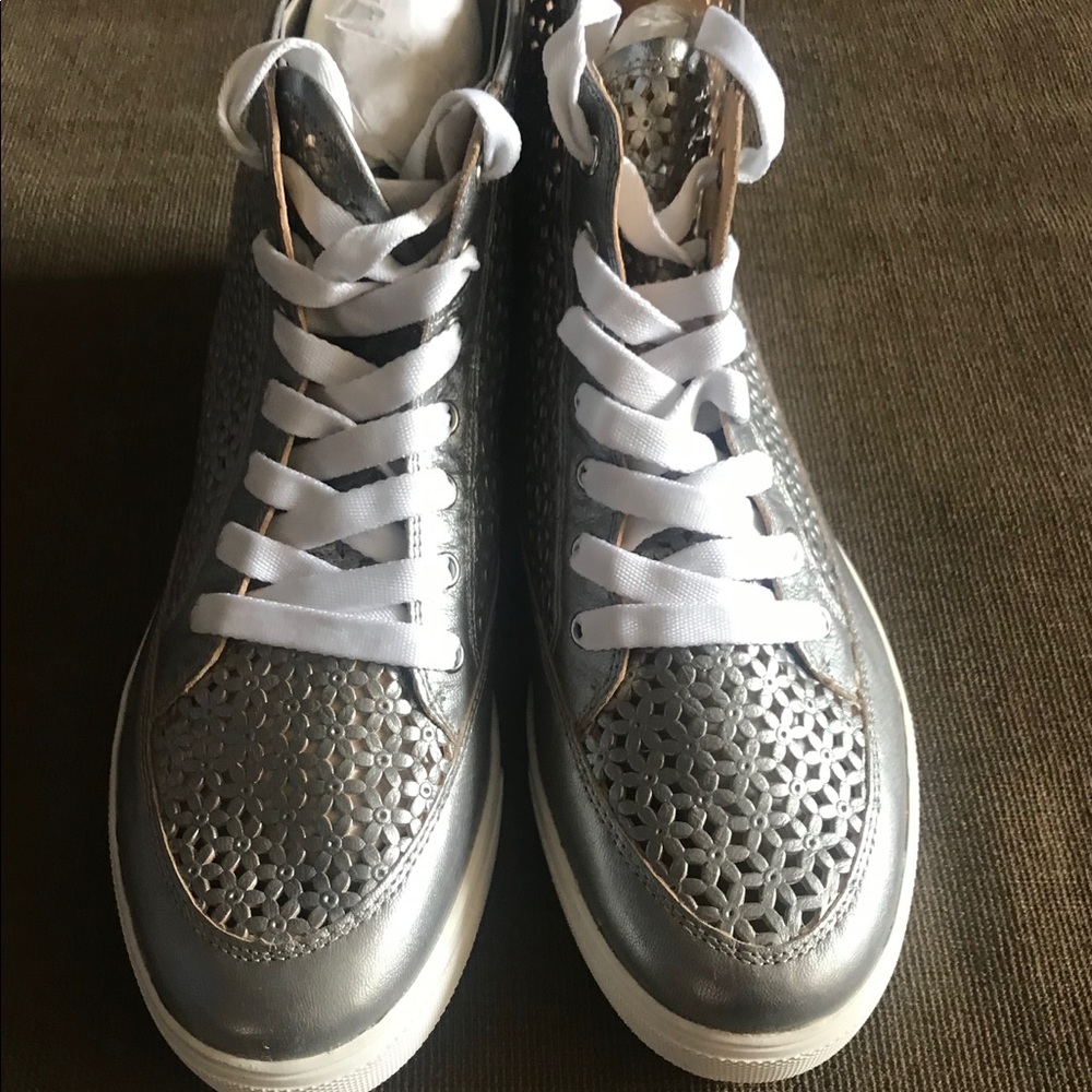 New! Nine West Sneaker Bootie